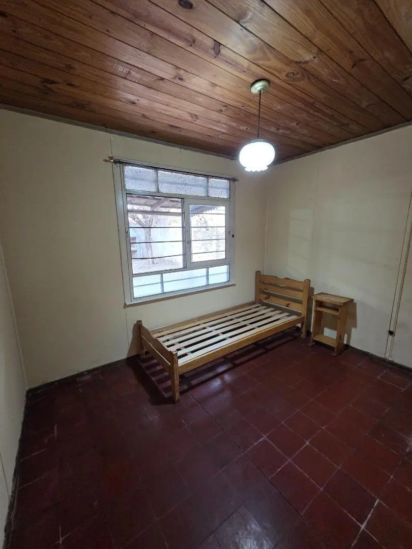 ALQUILER CASA 3 AMB CON AMPLIO LOTE EN LOMAS! 4