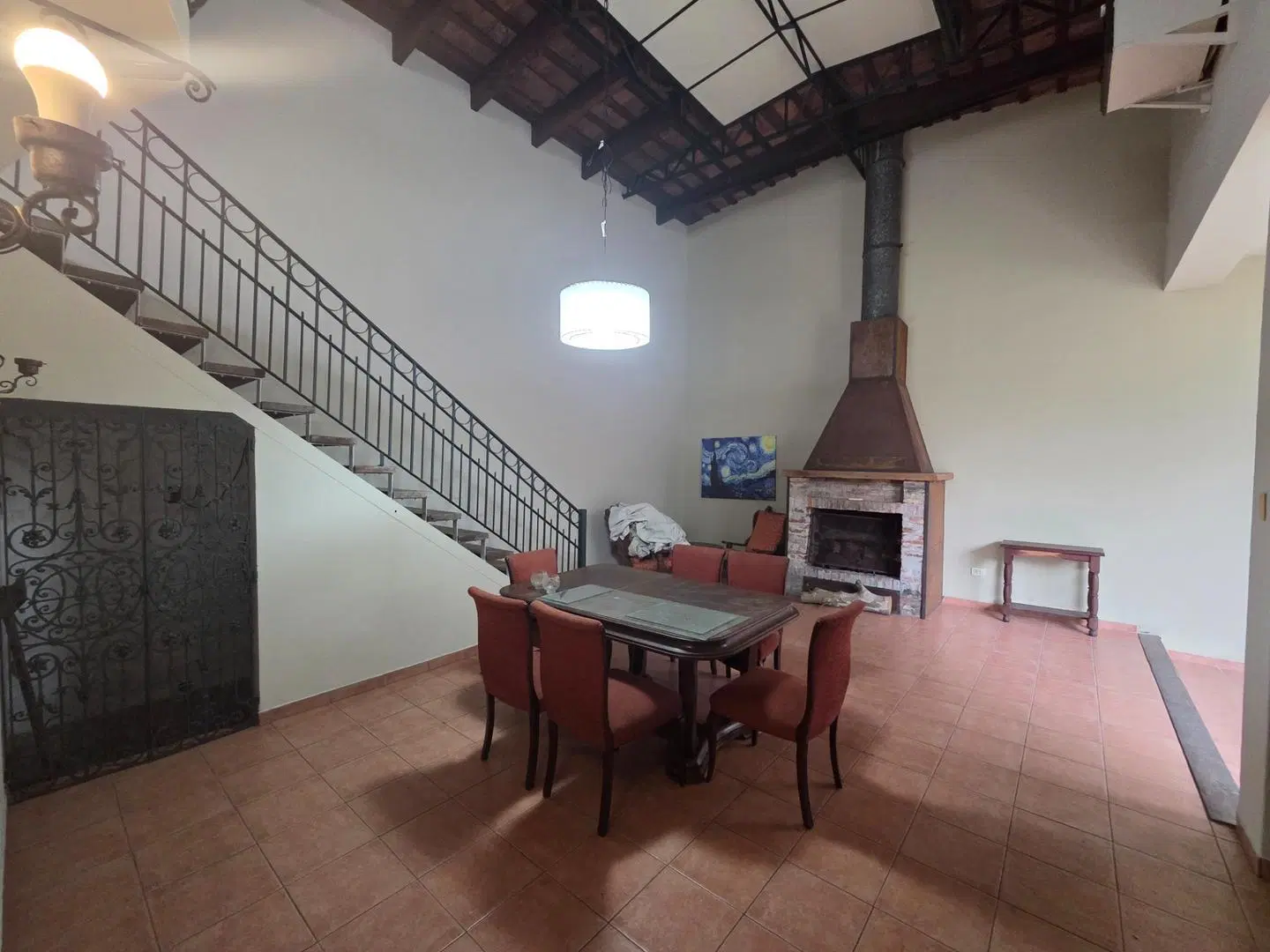 EXCELENTE CASONA DE 9 AMB, DE ESTILO S/LOTE 23 X 25 MTS! 4
