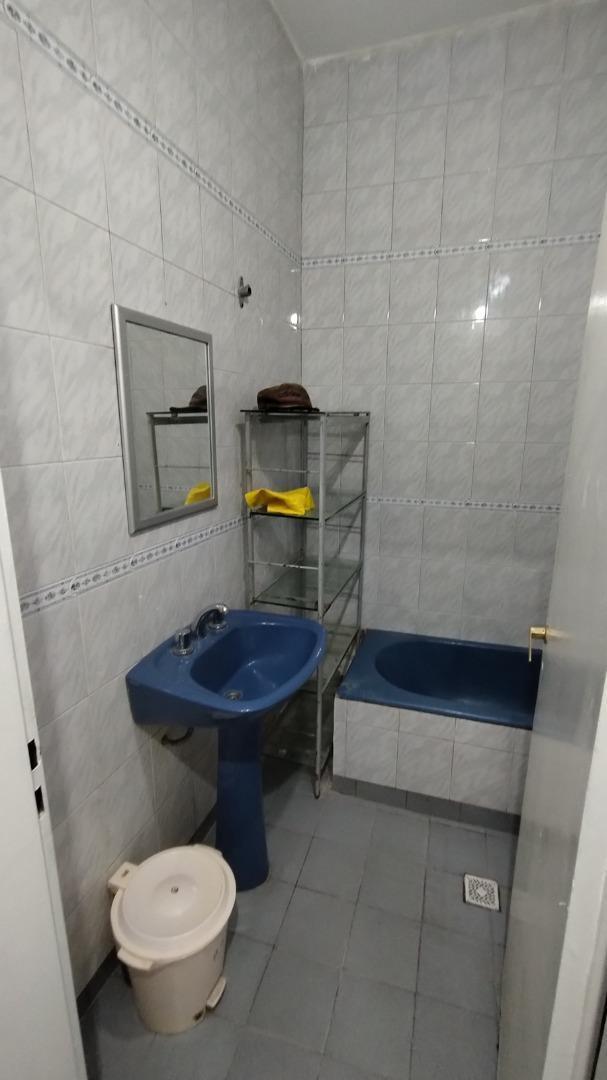 Foto de A ESTRENAR! DEPTO T/CASA 3 AMB C/PATIO, CLAYPOLE!, imagen 2