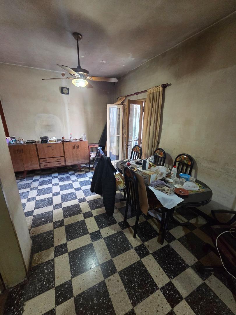 Foto de CASA 3 AMB C/COCHERA Y PATIO C/PARRILLA EN ESCALADA!, imagen 5