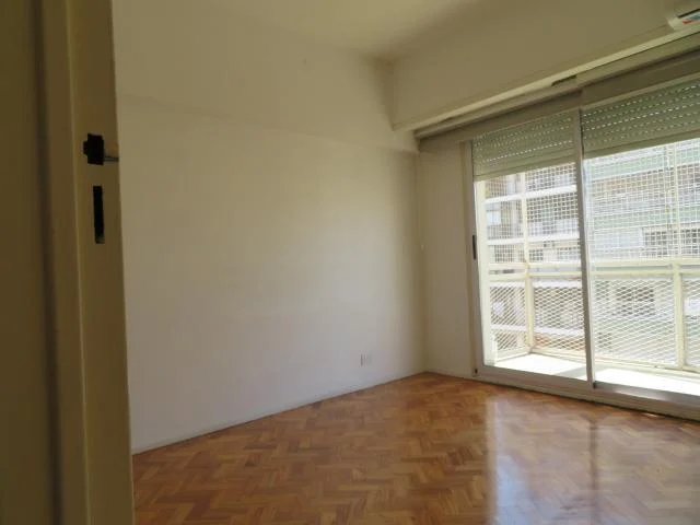 4 AMBIENTES, DEPENDENCIAS, COCHERA, EXPENSAS INCLUIDAS 4