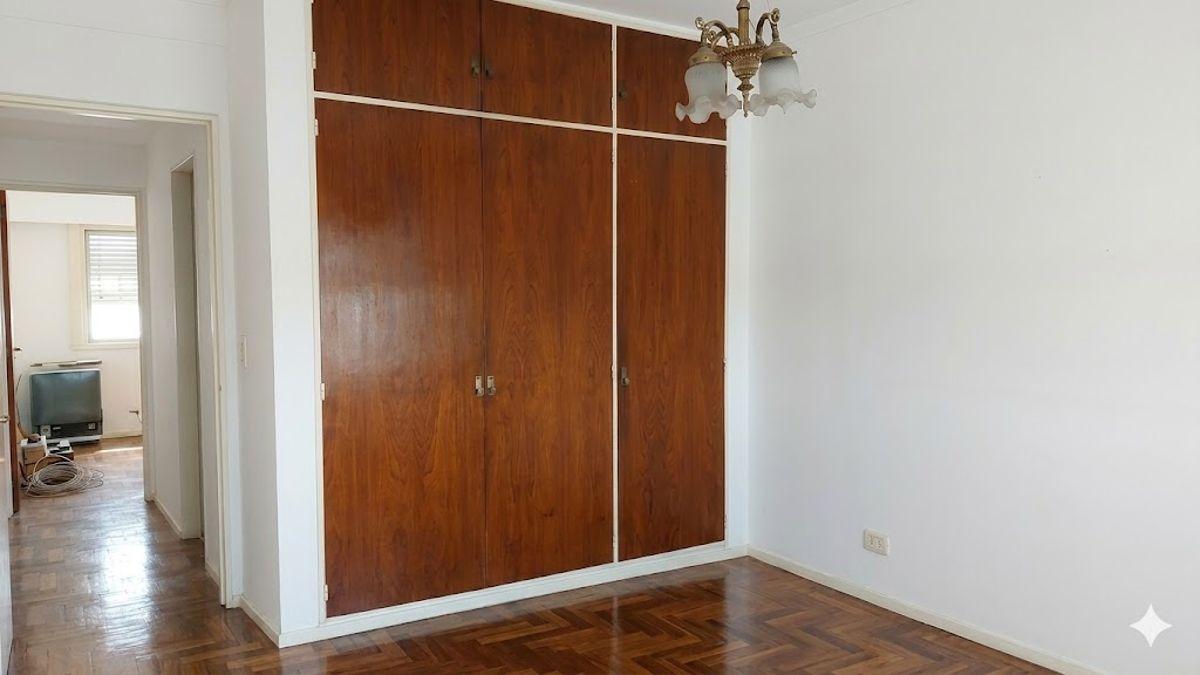 Foto de VENTA 3 AMBIENTES AL FRENTE BALCÓN VISTA ABIERTA PISO ALTO MITRE 1300, imagen 3