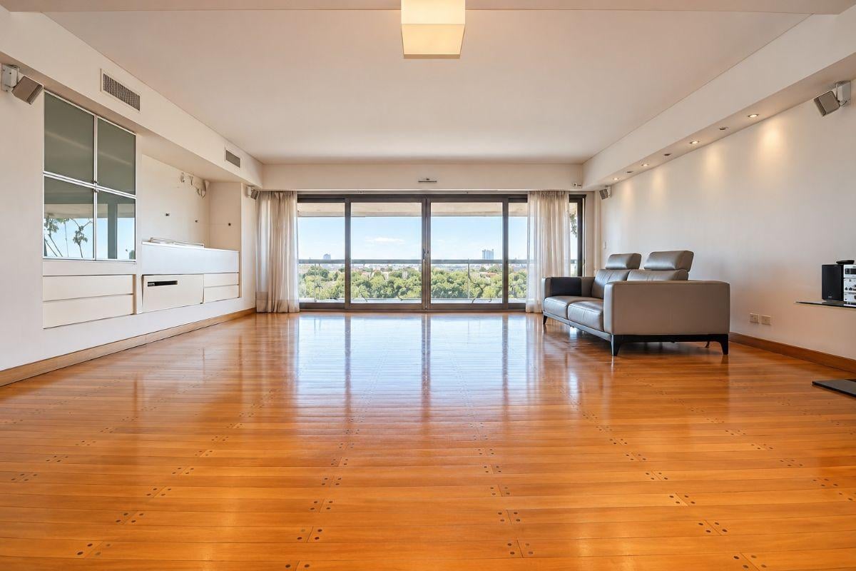 Foto de Piso exclusivo sobre av libertador de 260 m² con 4 dormitorios en venta, imagen 1