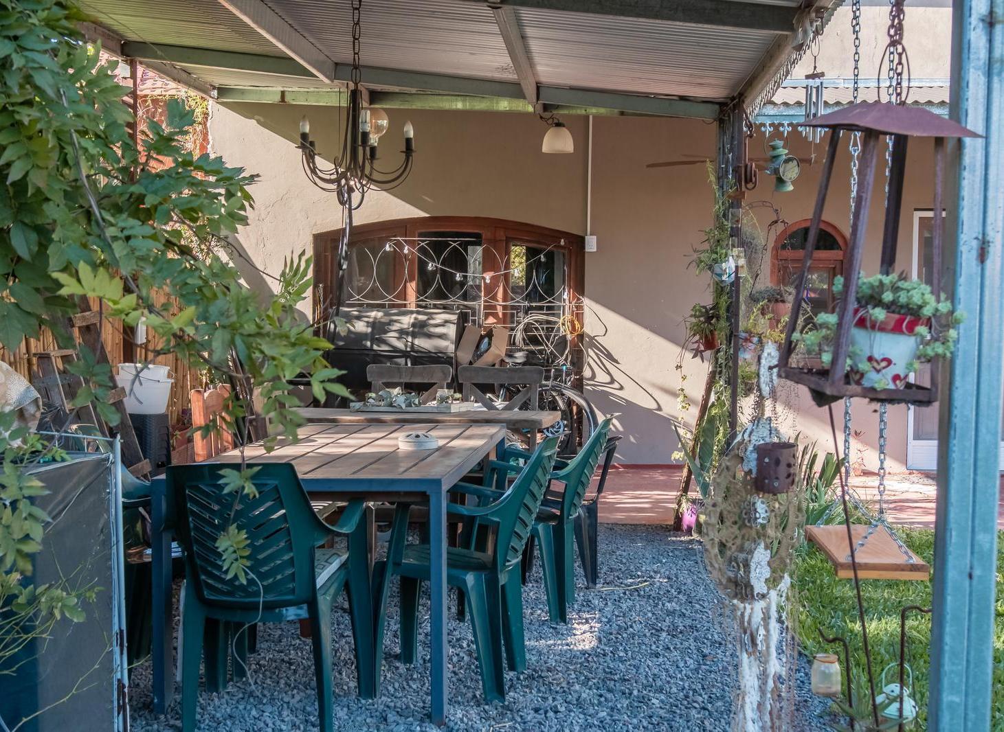 Foto de Casa con pileta en Los Cardales, Oportunidad., imagen 2