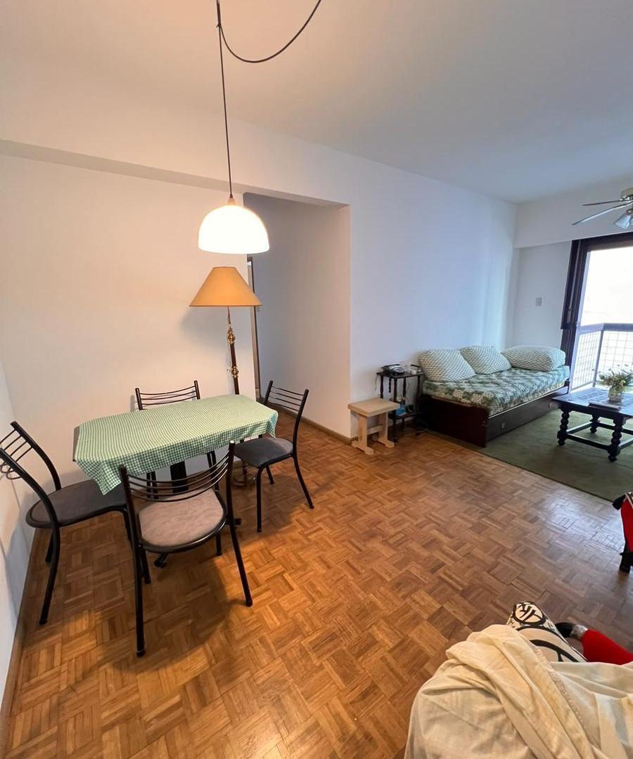 Foto de Venta 2 Ambientes con Balcón en Recoleta – Frente a la Biblioteca, imagen 2