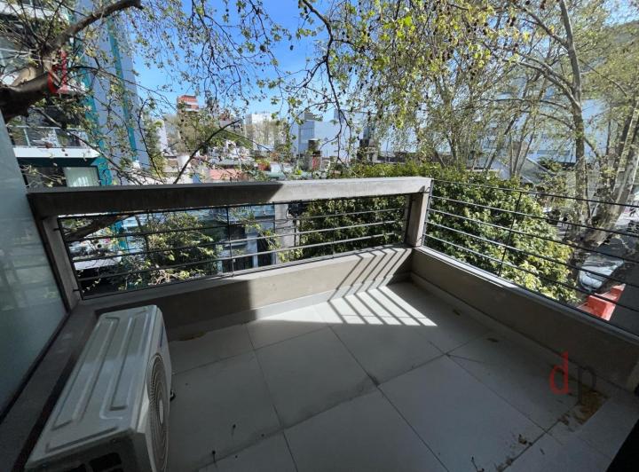 Zabala y Giribone (Colegiales)- Monoambiente c/placard, balcón, baño cpto., cocina integrada  - APTO 3