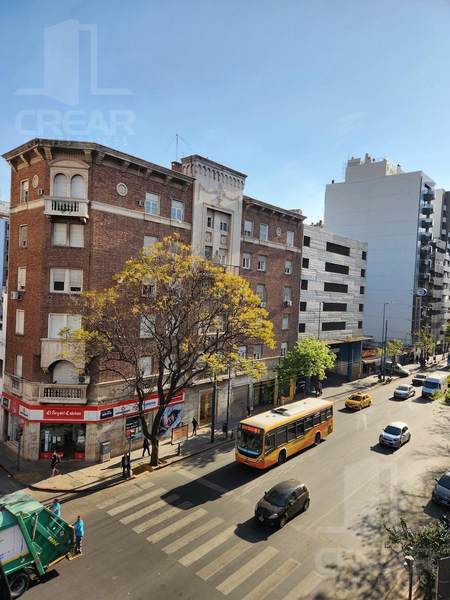Inmueble de Categoría a Refaccionar o Para Desarrollo Inmobiliario 2