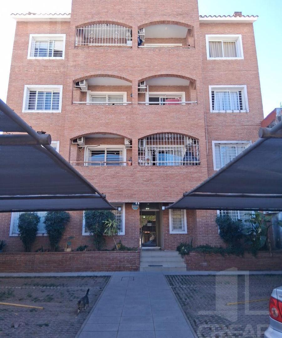 Dpto de 2 dorm Bº Pueyrredon