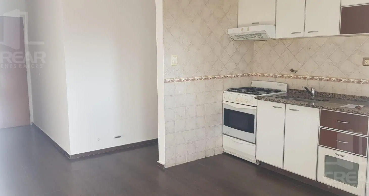 Alquiler en Sarmiento 750 5º B 1dorm 4