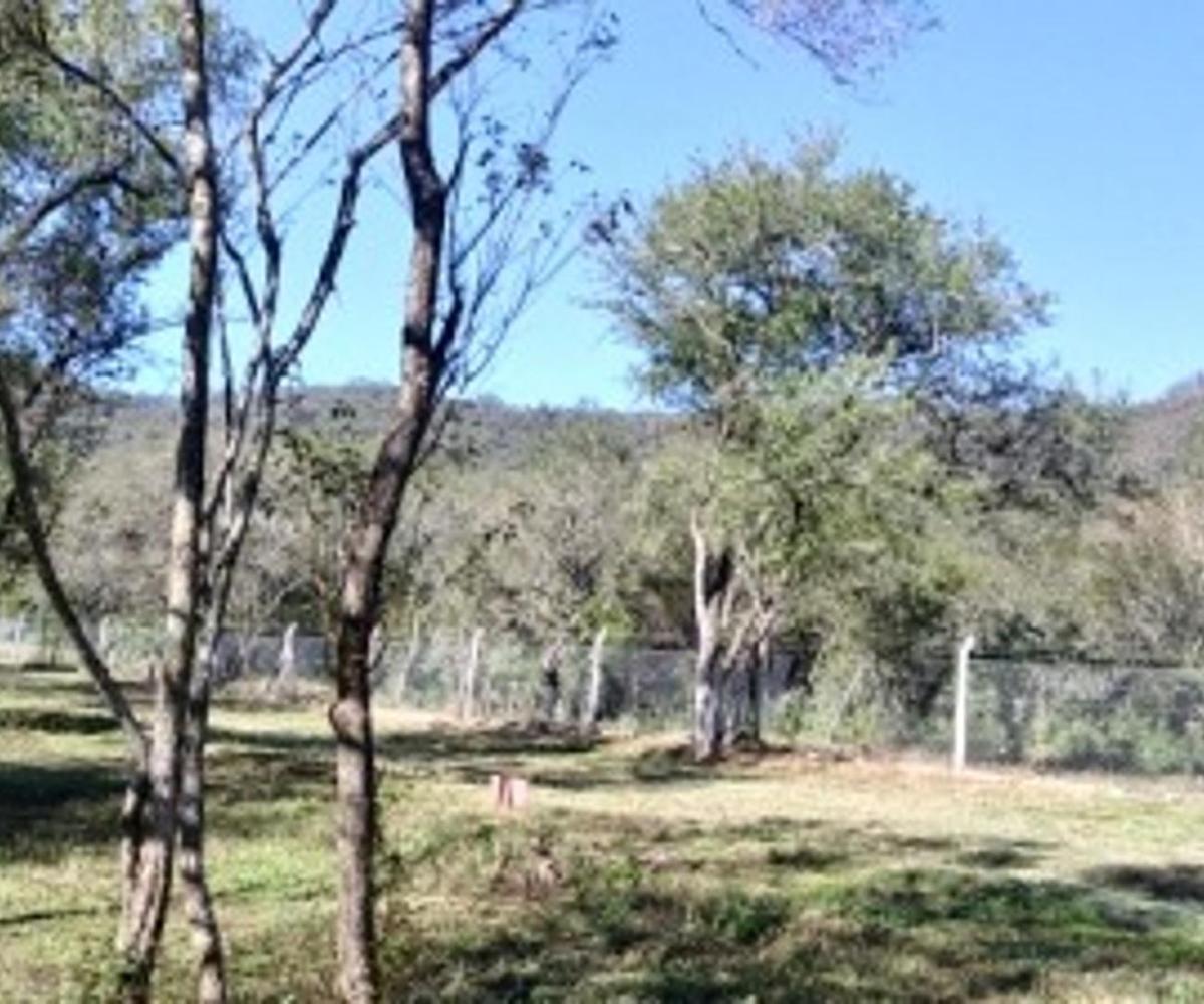 Espectacular lote de 1272 m2 en Las Cañadas