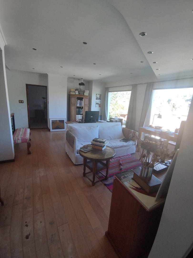Foto de Importante casa 3 dor/pil/qcho vta J. Benavente San Lorenzo, imagen 2