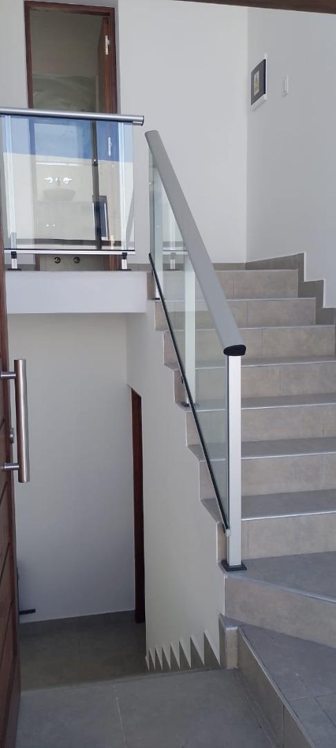 Foto de Muy lindo duplex Vta 2 dorm gal/asador/jardin Grand Bourg, imagen 5