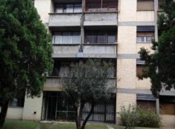 Excelente departamento en B° Casino s/Av del Líbano Salta 3