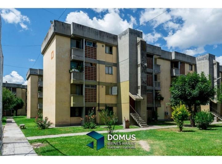 Excelente departamento en B° Casino s/Av del Líbano Salta 4