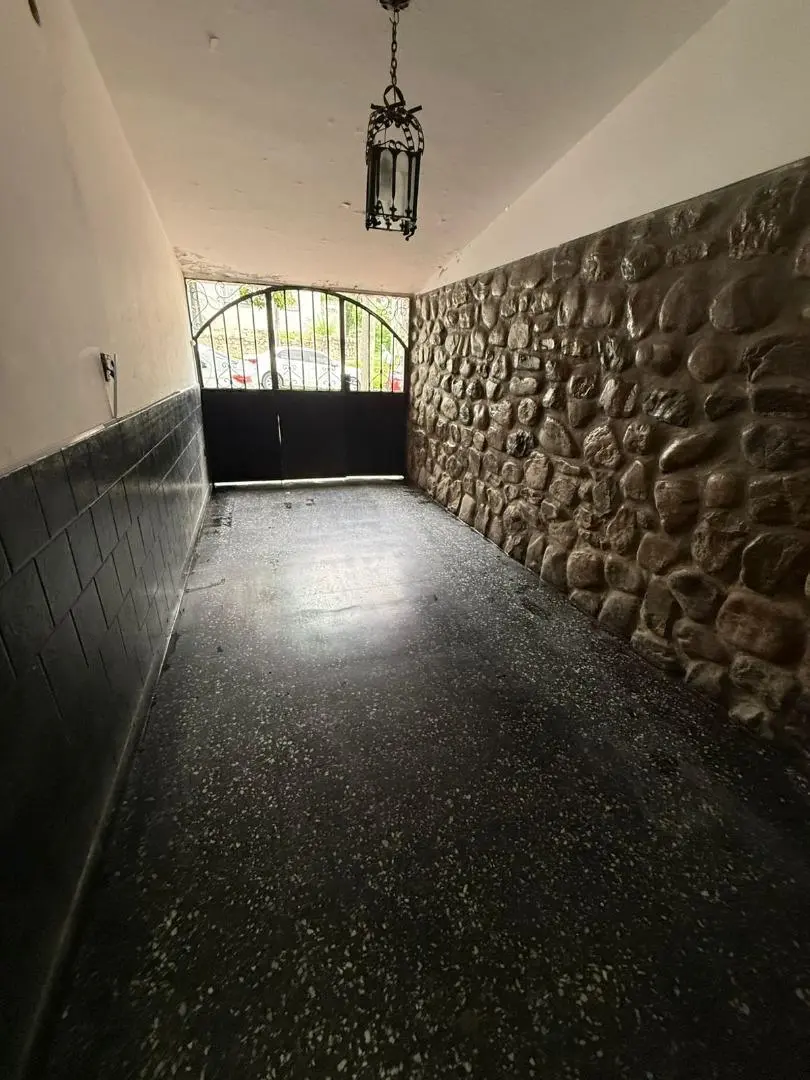 Exc Casa 3 dorm vta gge/jard/pileta Av del Golf al 400 1