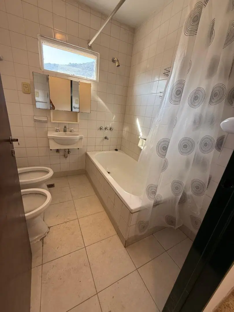 Exc Depto 2 dor alq balcon esquina Las Heras Pje Zorrilla 3