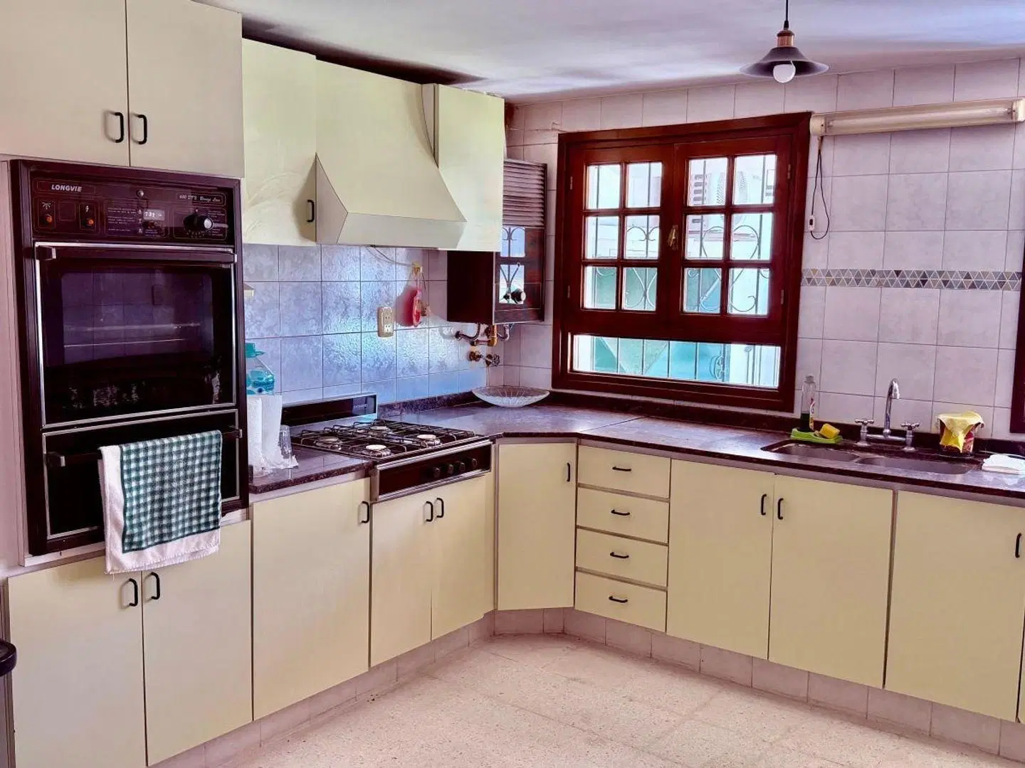 Exc Casa vta 4 dor gge/qcho/suite/jard Los Carolinos al 200 5