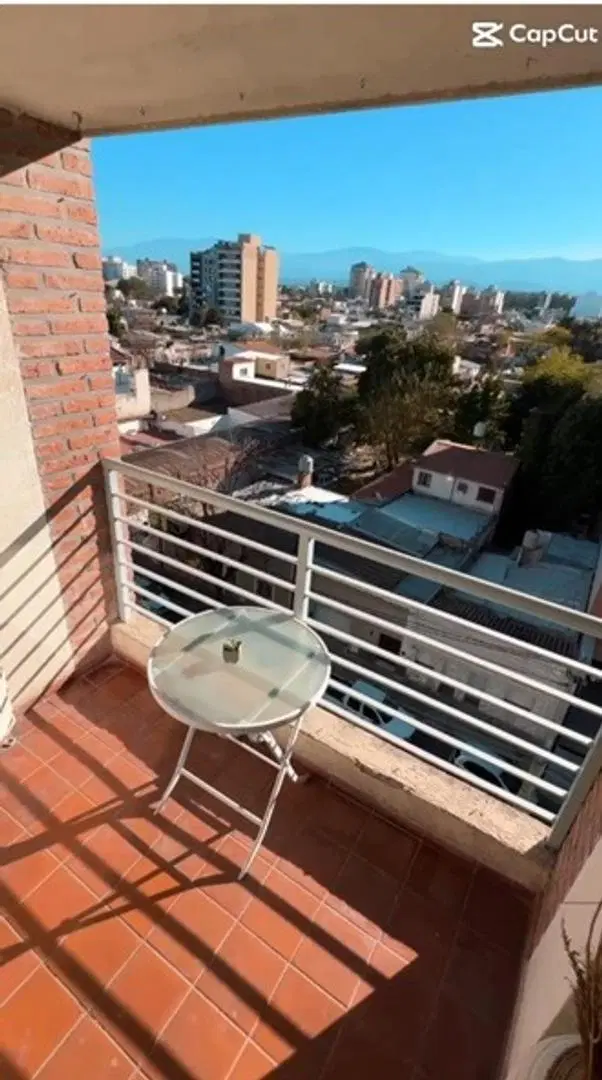Exc Depto 1 dorm vta bcon al frente Pueyrredón al 1300 2