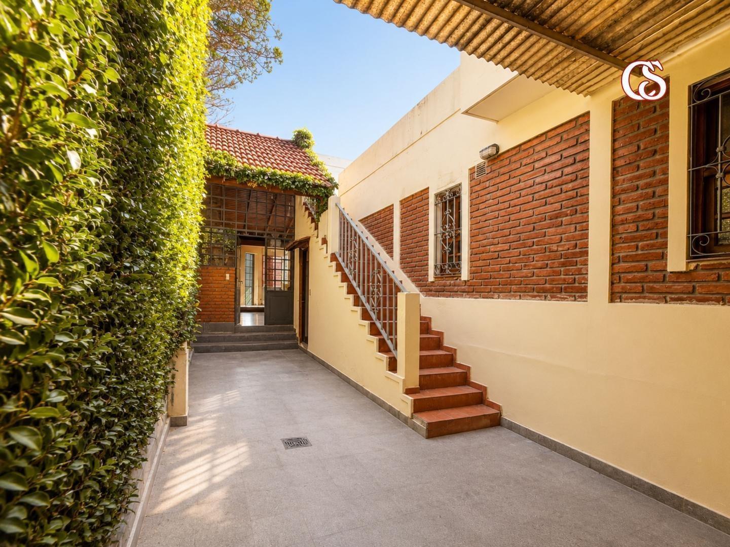 Foto de Exc casa 4 dor Alq gge/dep/jard/pil/qcho/suite Savio al 700, imagen 3