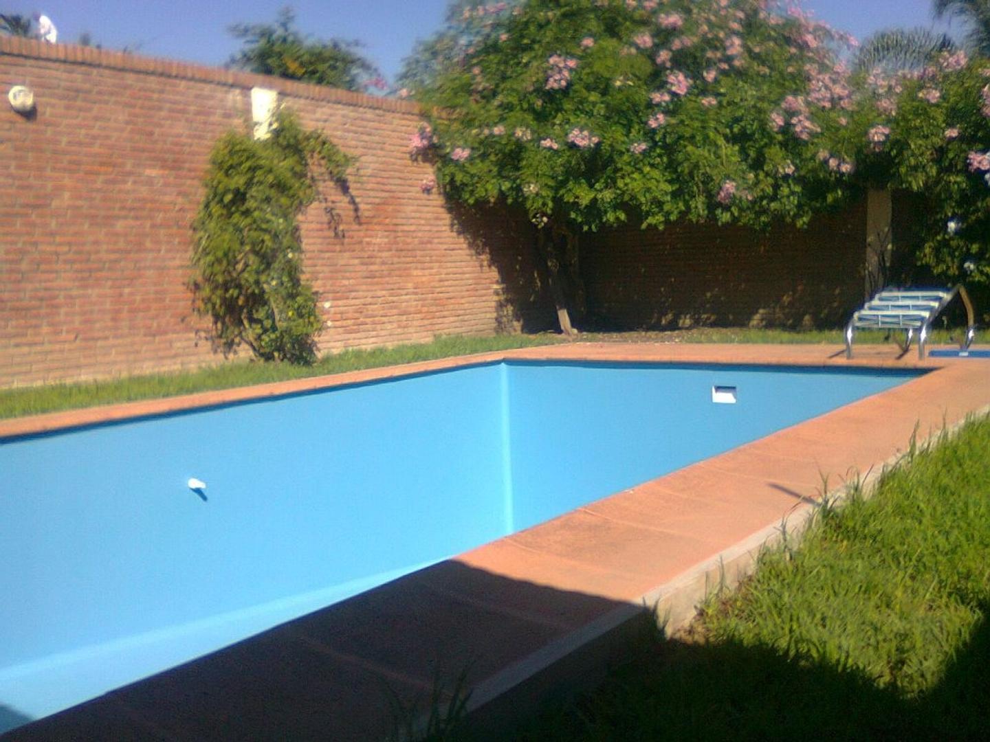 Foto de Exc casa 4 dor Alq gge/dep/jard/pil/qcho/suite Savio al 700, imagen 4