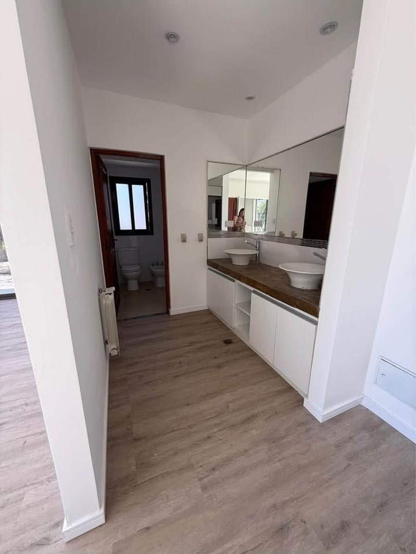 Foto de Exc casa 3 dorm vta gge/pileta/gge/asad/jard Valle Escondido, imagen 4
