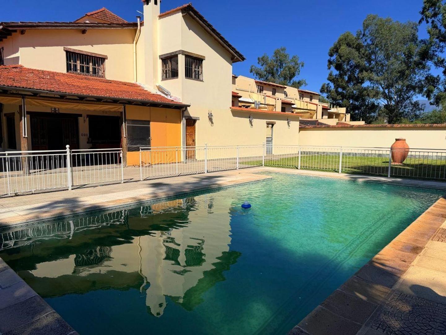 Foto de Exc Casa alq 6 dor gge/qcho/suite/pileta La Almudena, imagen 1