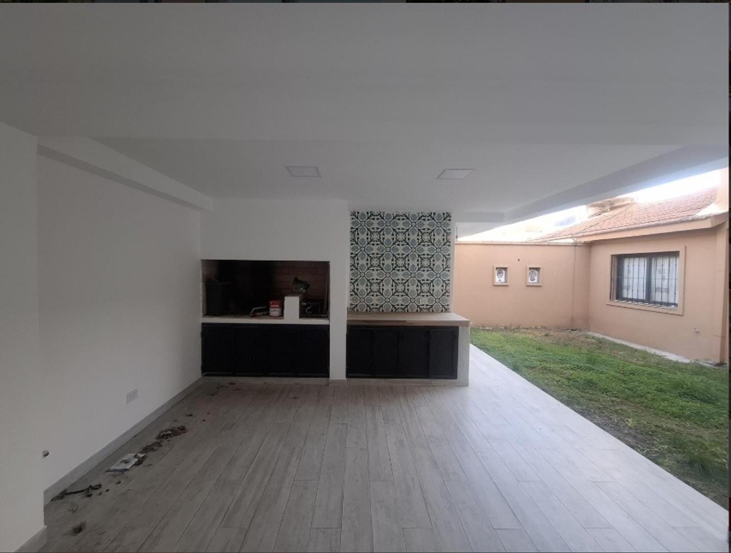 Foto de Exc casa 4 dor vta esc/qcho/asad/jard/gge B° U. Católica, imagen 3