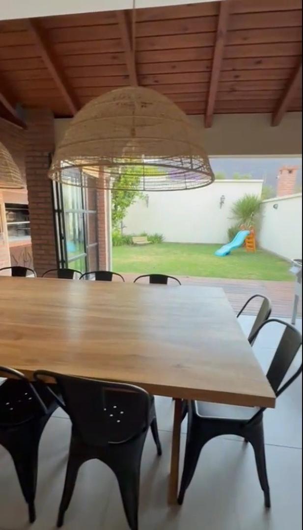 Foto de Exc casa 3 dor Vta gal/asad/gge/jard Los Olivos 170, imagen 1