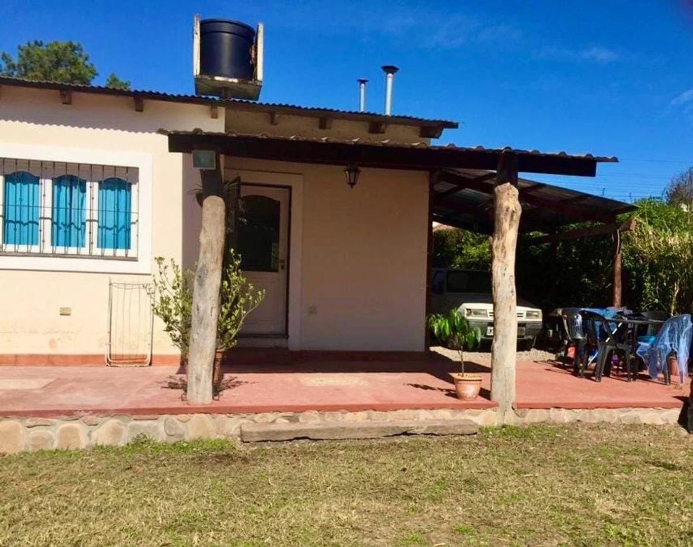 Foto de Muy linda casa 2 dor Vta gal/gge/jard cerca Tigres S.Lorenzo, imagen 1