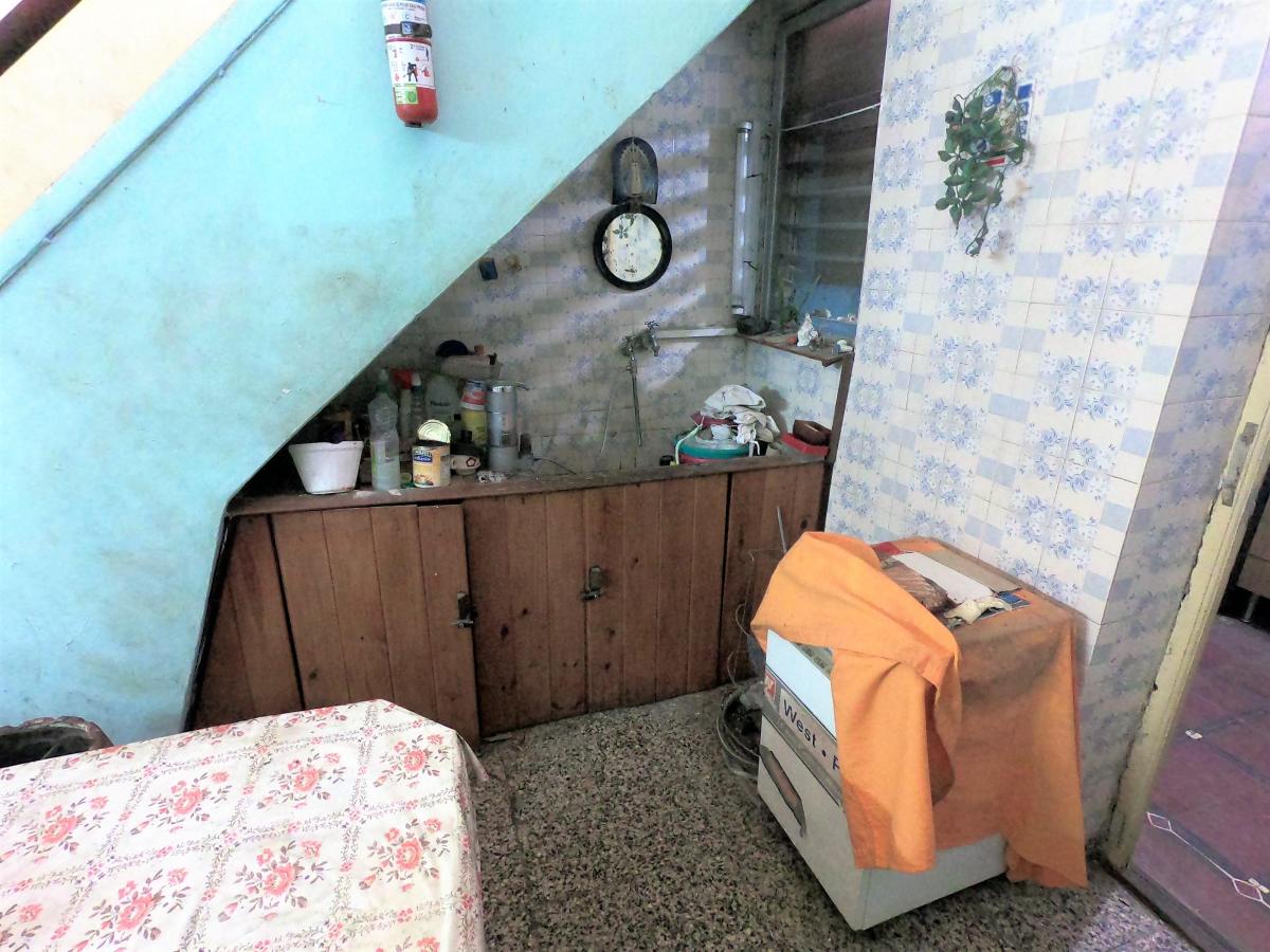 Casa 4 Ambientes. en Lote Propio Para Construir o Refaccionar. 2