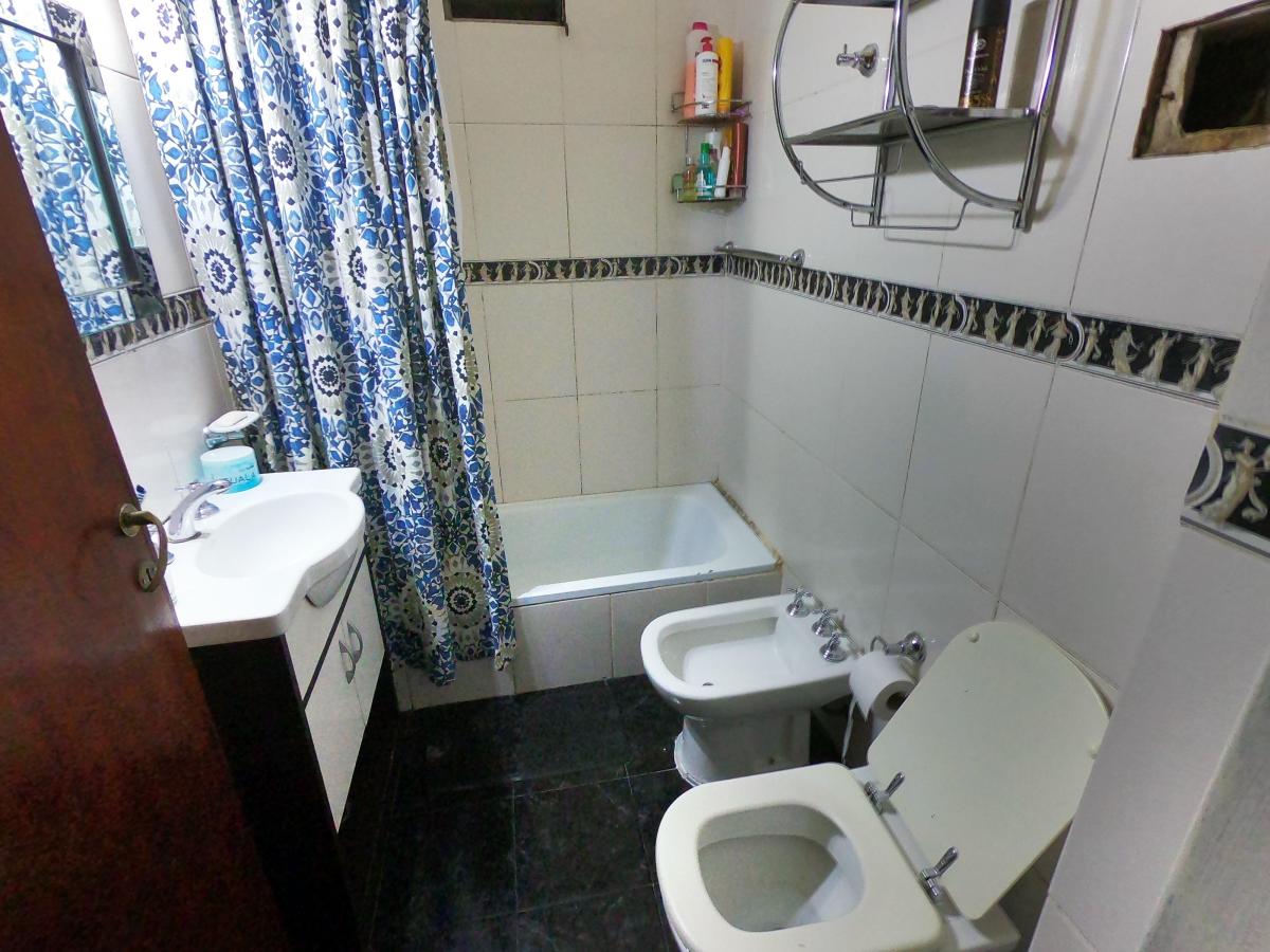 Departamento 3 Ambientes de 49 m² Aprox. Hermoso y en Perfecto Estado. 2