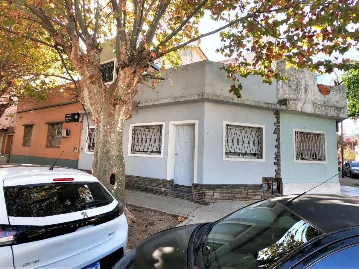 Hermoso PH al FRENTE, SIN EXPENSAS entrada independiente, 78m2 totales, 3 amb, Terraza. 8