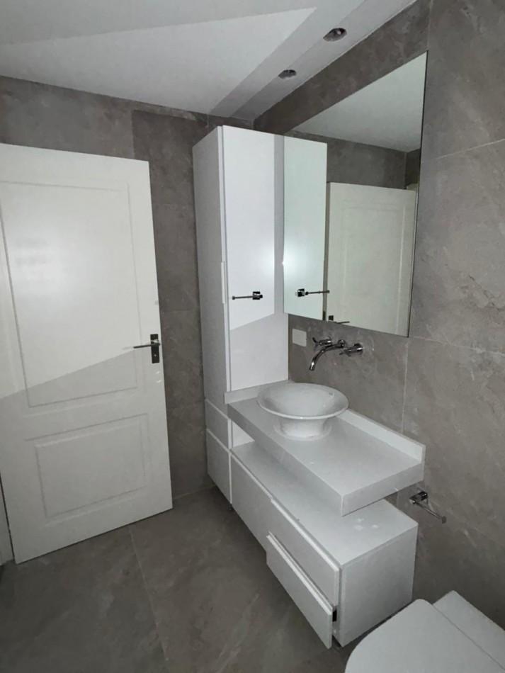 Semipiso Categoria de 4 Ambientes 178 m² Al Frente a Estrenar Torre Brukman Mansilla 3