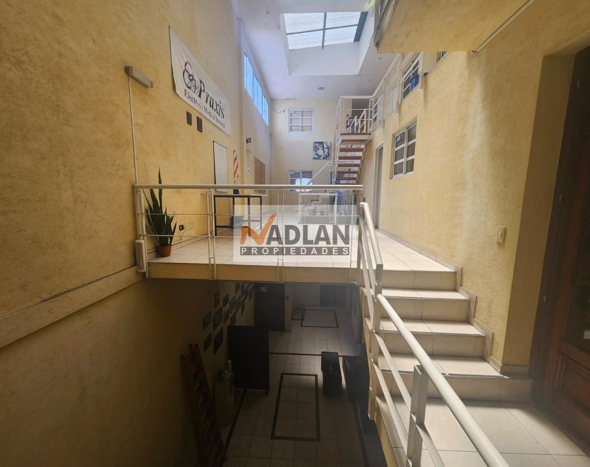 Edificio 3 Plantas en Alquiler Sin Expensas Zona Htal Clinicas + 15 Oficinas y Espacios de Trabajo 5