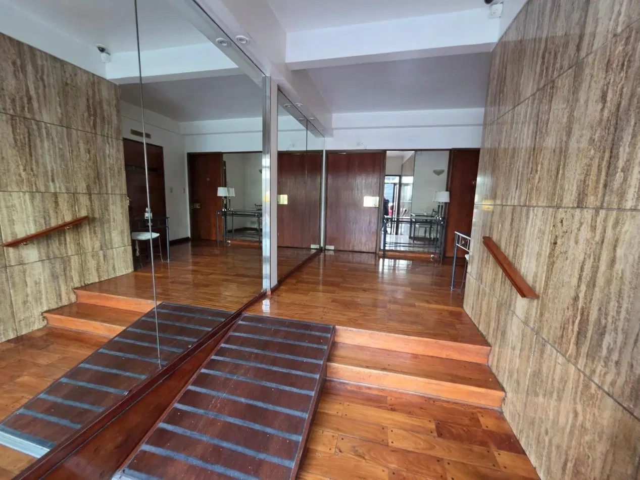 Barrio Norte - Venta de departamento piso entero de 4 ambientes con dependencia al frente apto credi 3