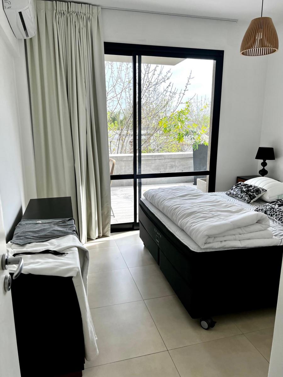 Departamento 3 ambientes, vista abierta y gran balcón