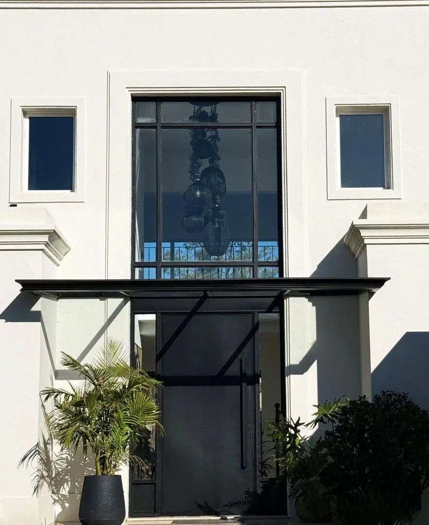 Casa amoblada al parque central en Las Liebres 3