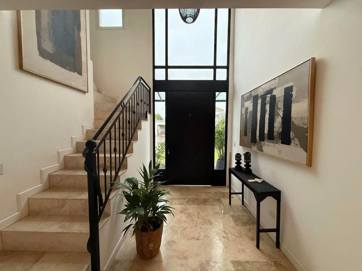 Casa amoblada al parque central en Las Liebres 8