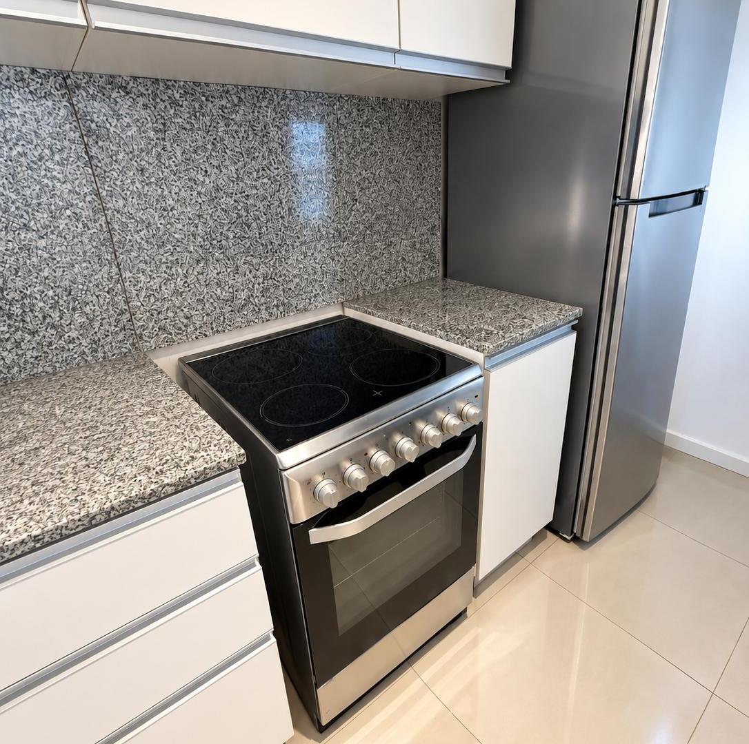 Foto de Muy buen departamento tres dormitorios con terraza, imagen 3