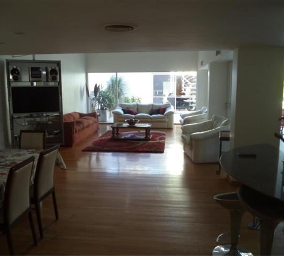 Casa en Venta 4 4