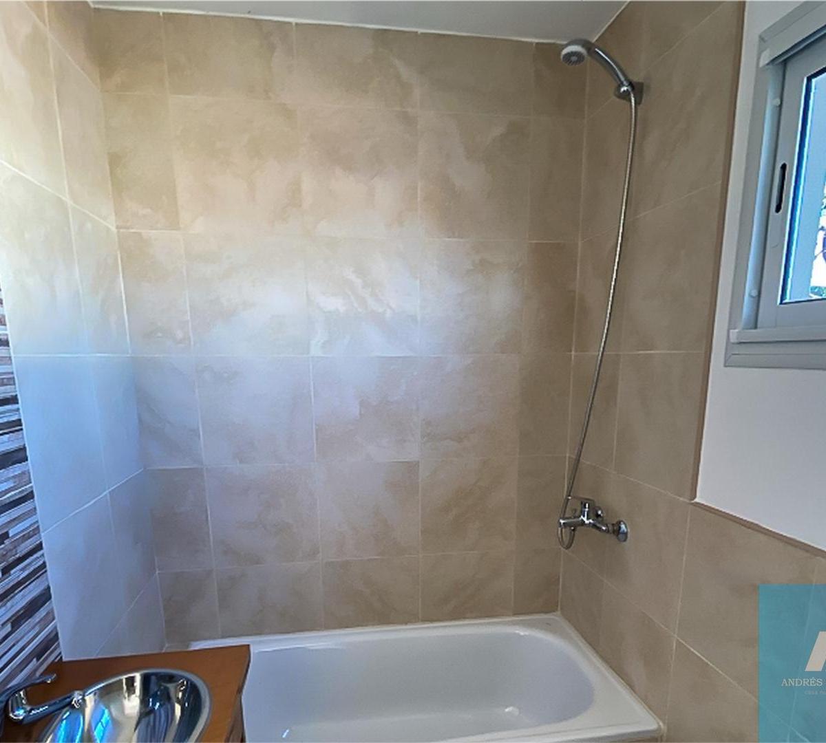 Depto 2 Ambientes en Complejo Irigoin 3