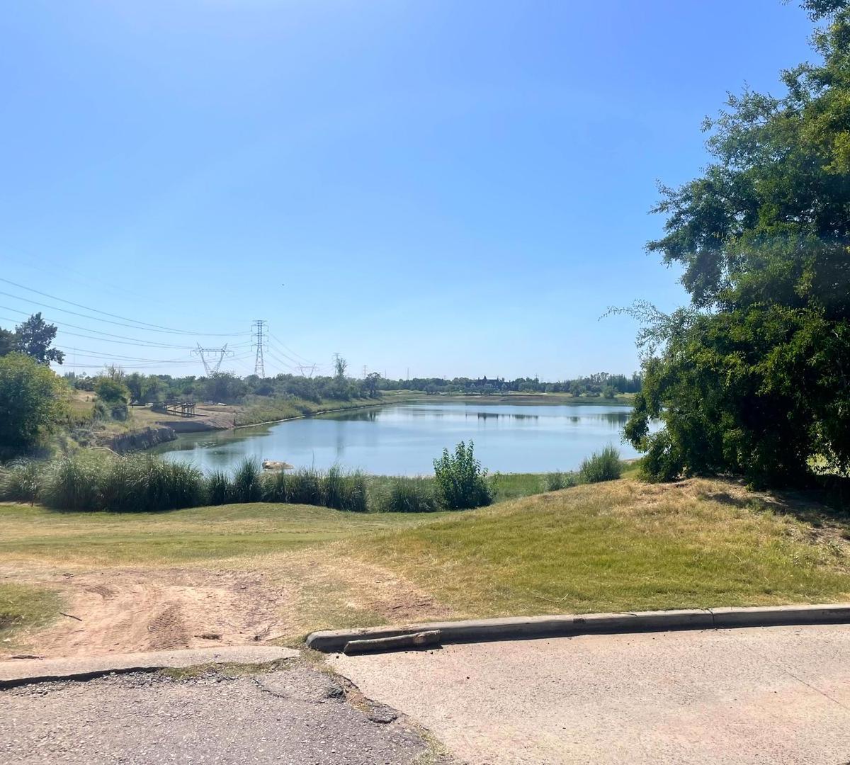 Venta Casa Barrio Senderos 3 - Costa Esmeralda 5