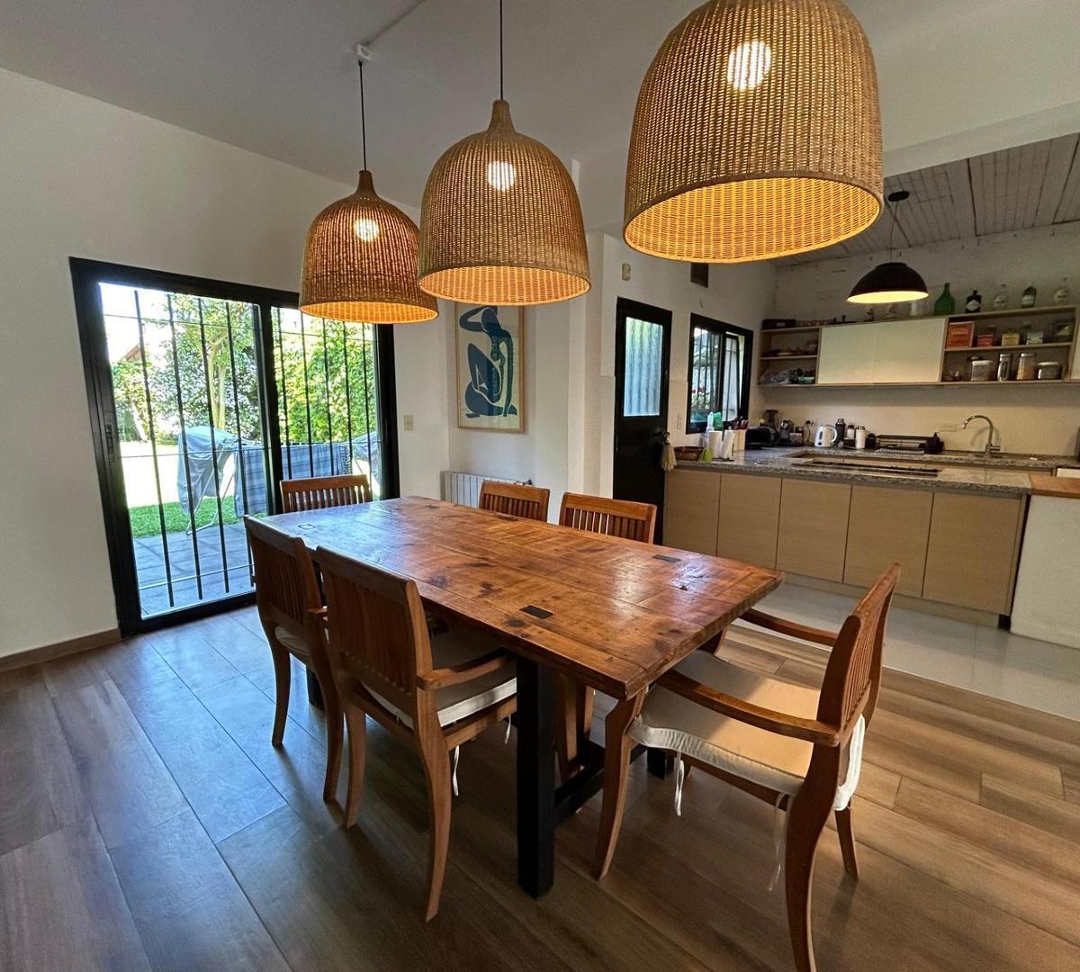 Venta Excelente Chalet en Barrio Ingles 2