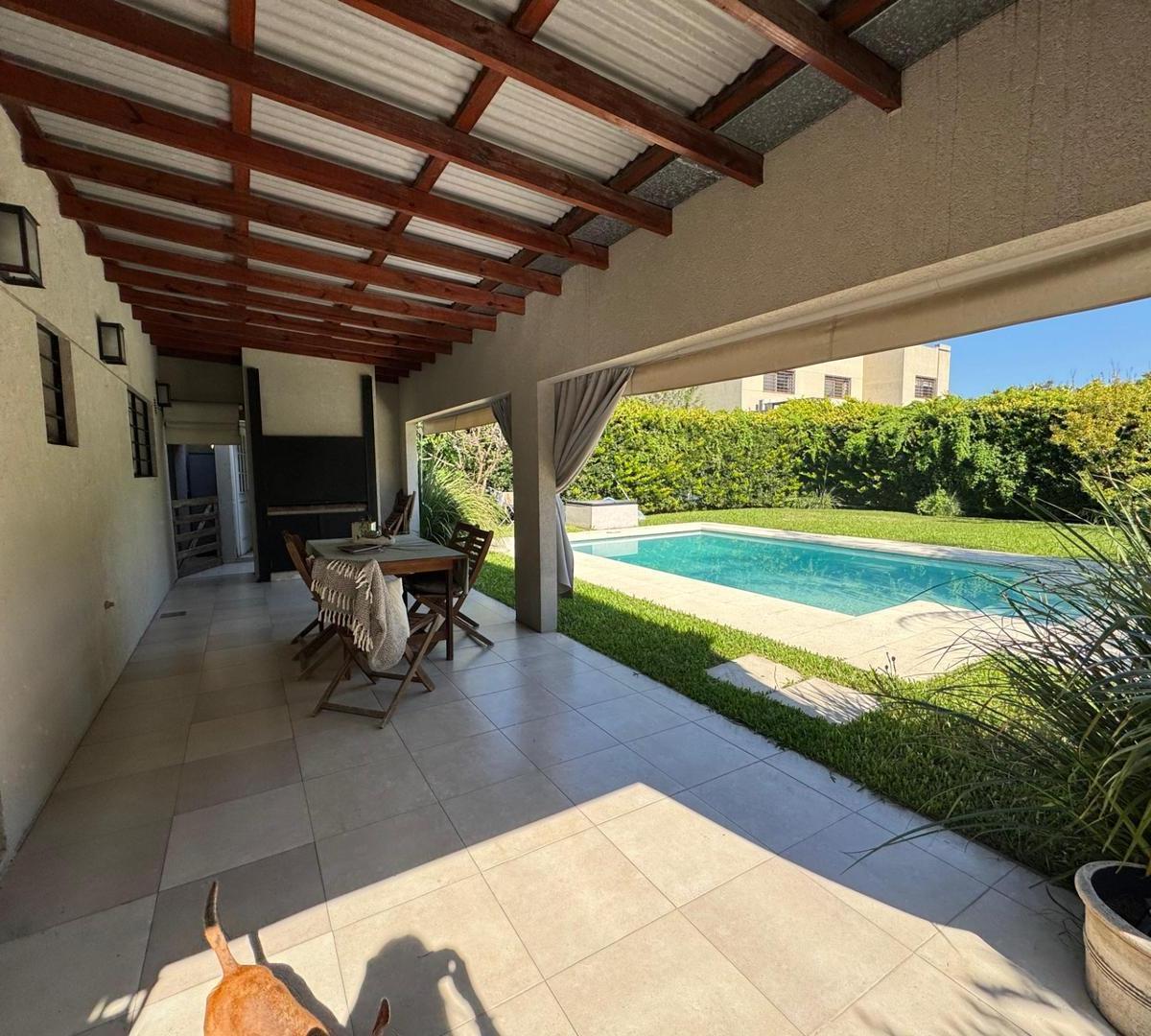 Venta Casa en Bella Vista 1