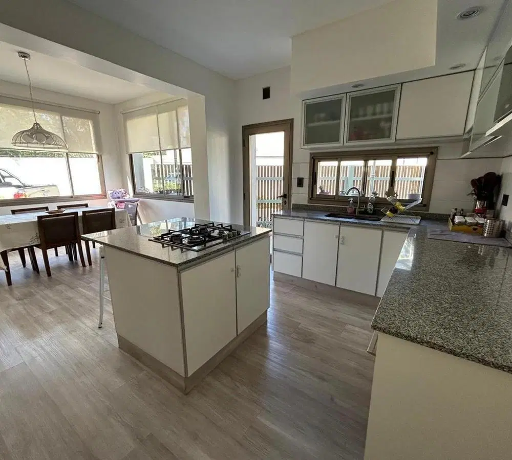 venta casa en Hurlingham 2