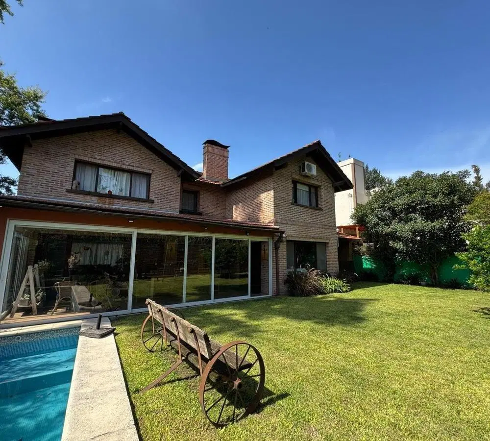 Venta casa en Barrio Las Palmas, Muñiz 3