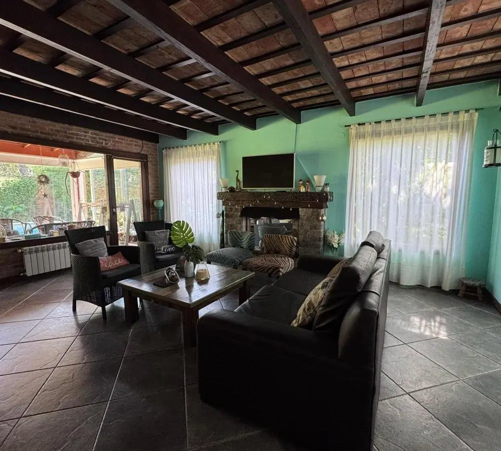 Venta casa en Barrio Las Palmas, Muñiz 1
