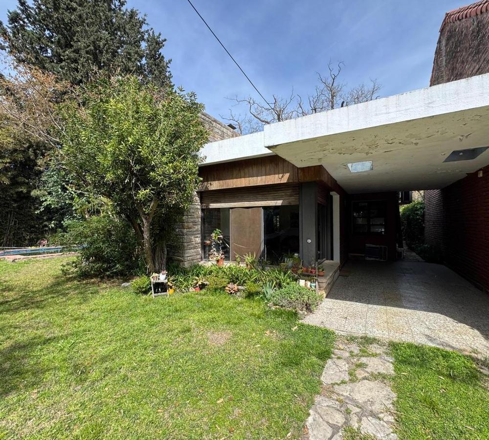 Venta casa en una planta en Bella Vista