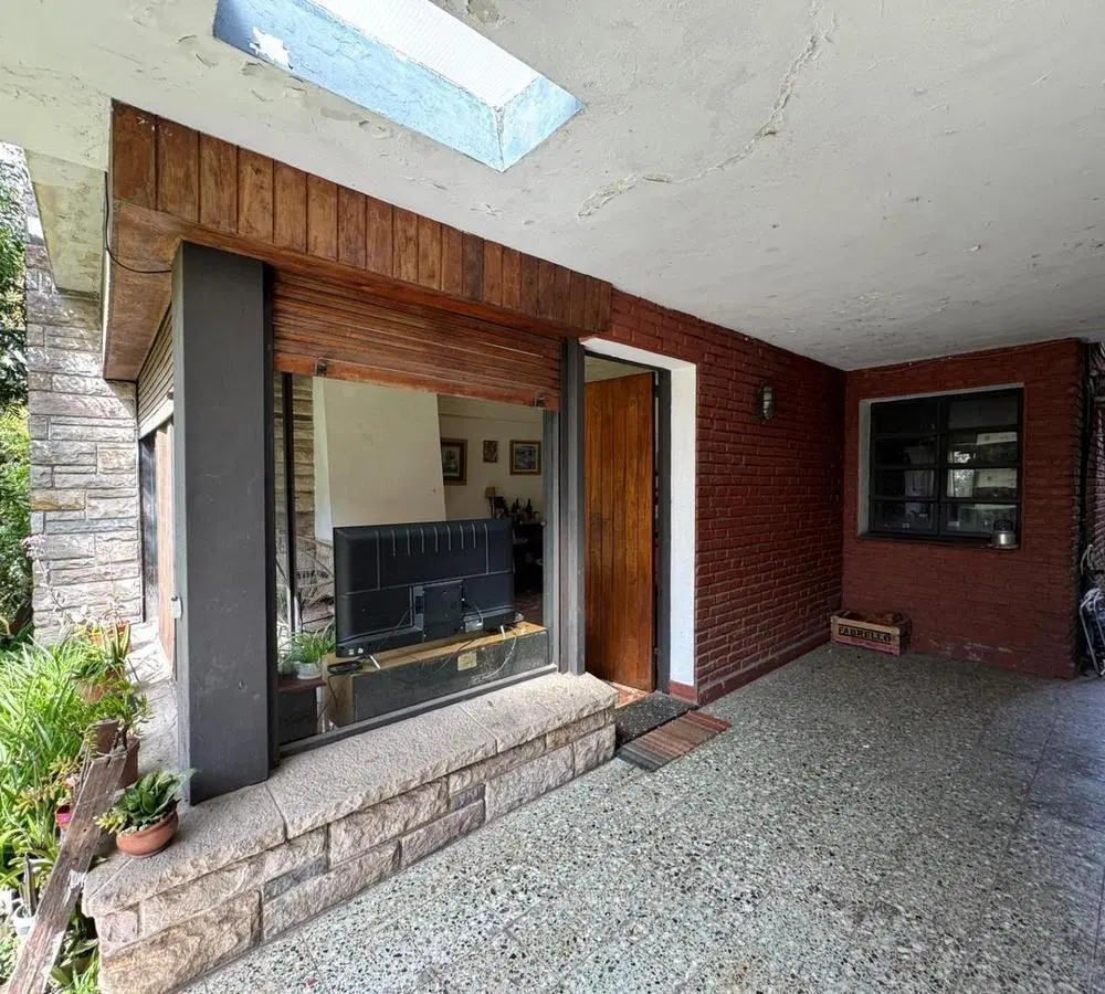 Venta casa en una planta en Bella Vista 5