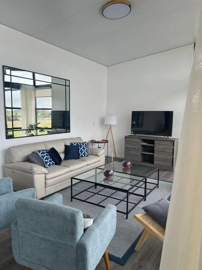 Venta excelente casa en B°Cdo Carmelo Golf 5